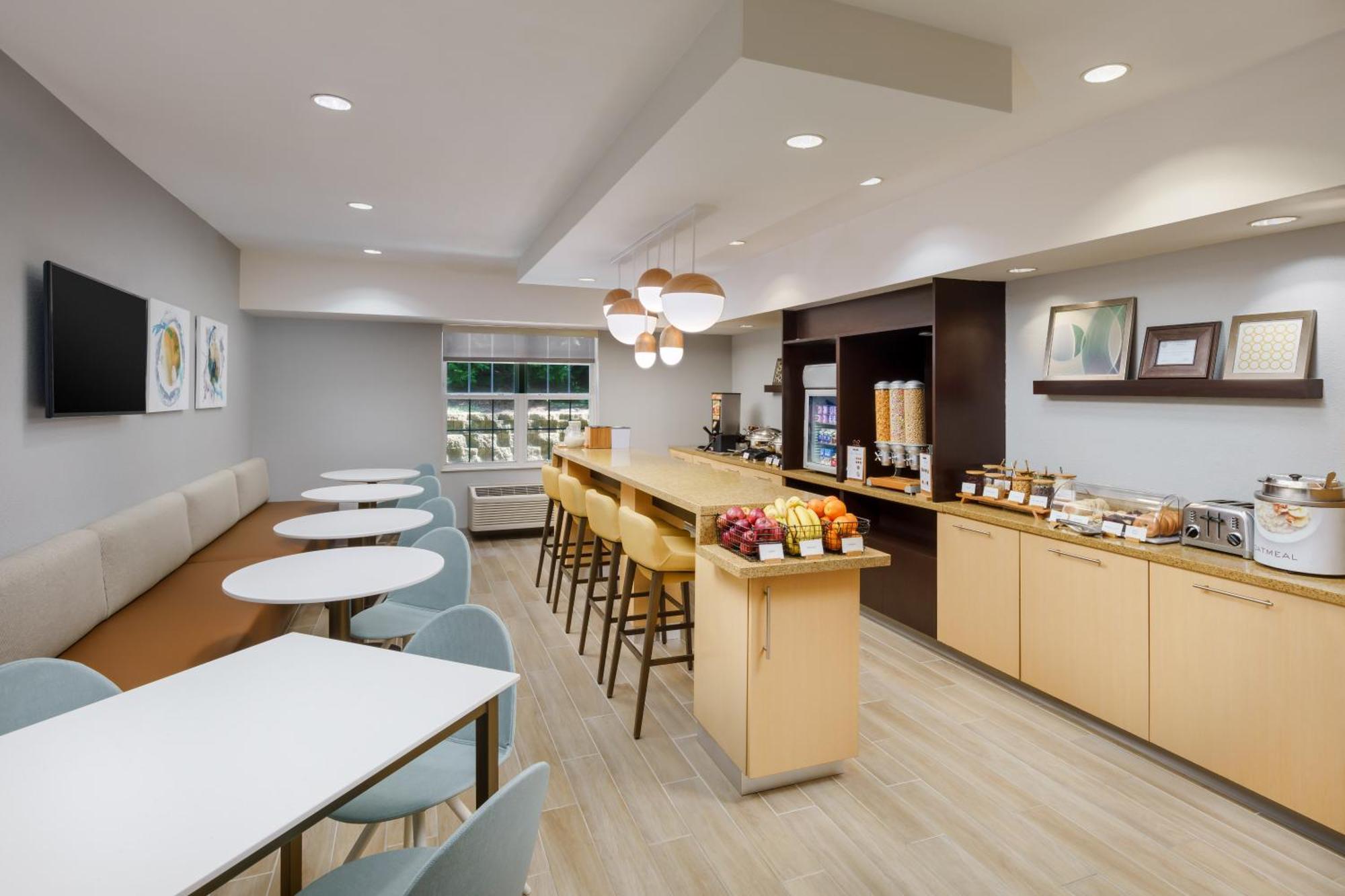 Hotel Towneplace Manchester-boston Regional Airport