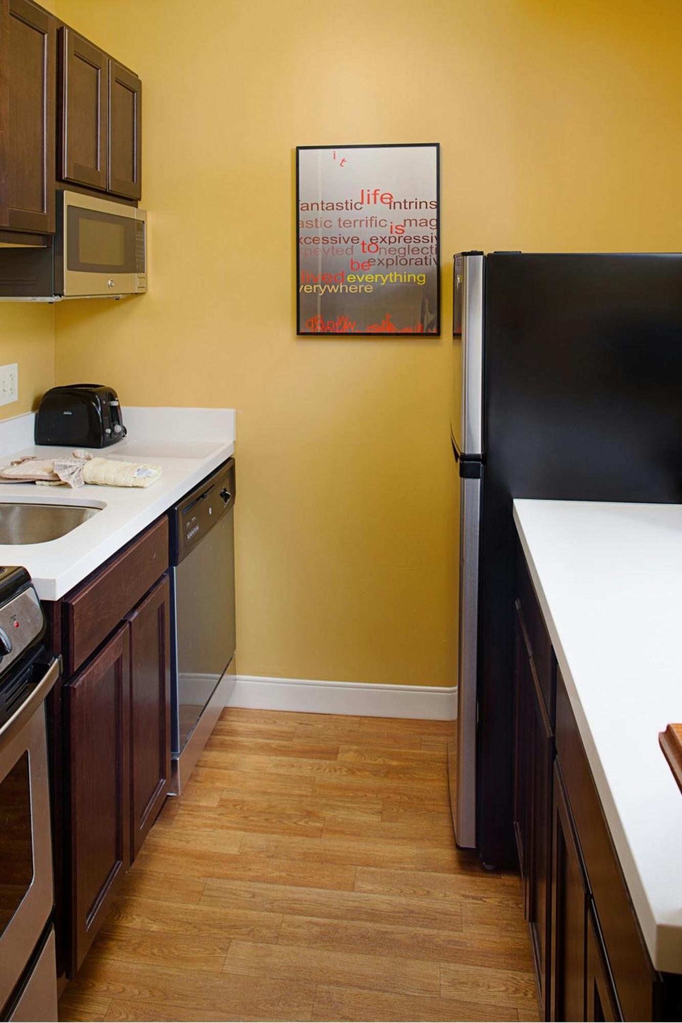 Towneplace Manchester-boston Regional Airport 3*